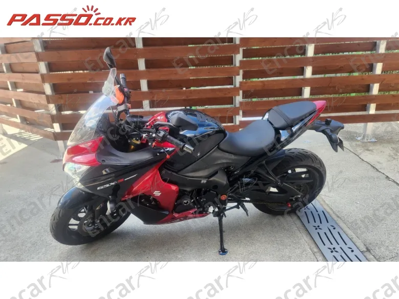 SUZUKI GSX S 1000 F - фото 1