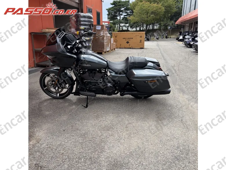 Harley-Davidson Fltr - фото 1