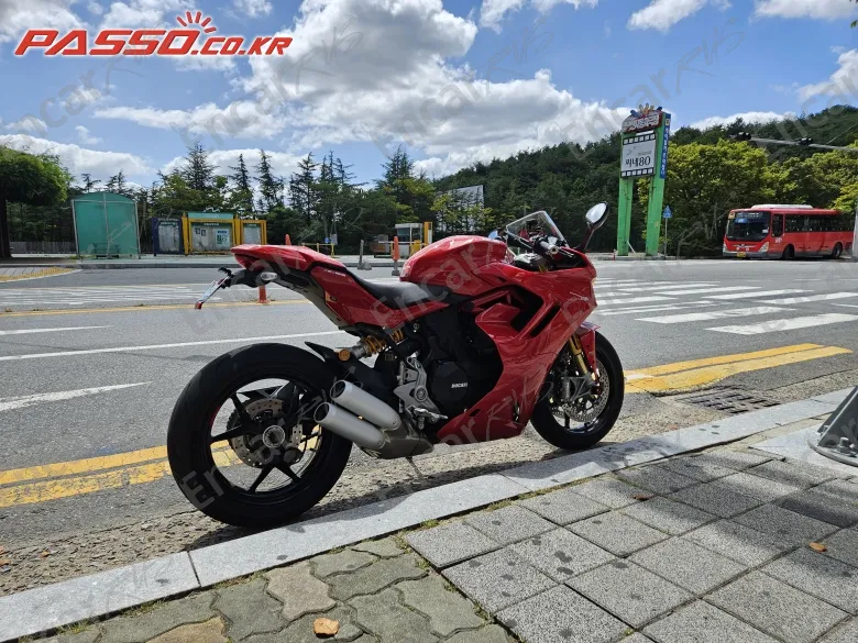 Ducati Supersport 950 S - фото 6