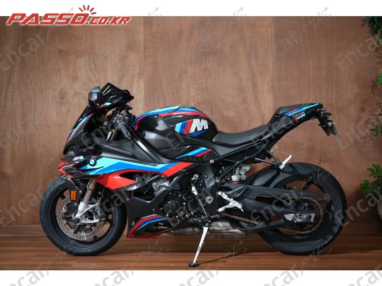 BMW S 1000 RR - фото 1