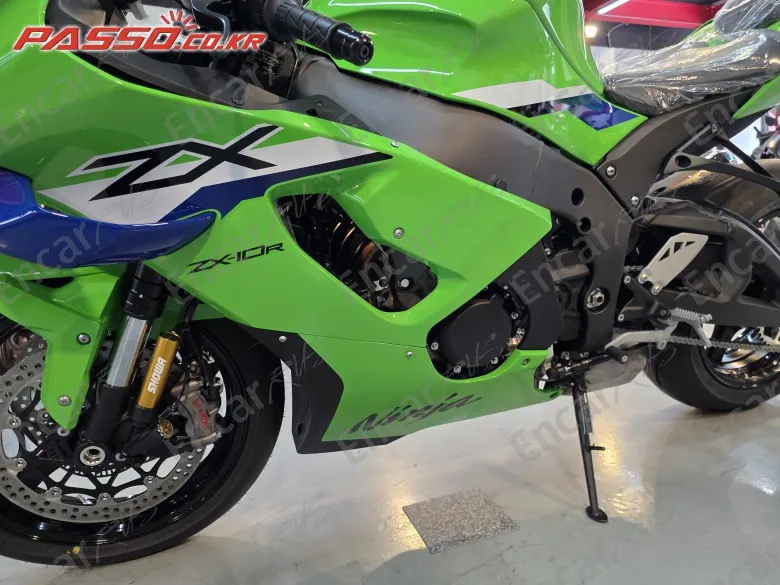 Kawasaki Zx 10 R - фото 4