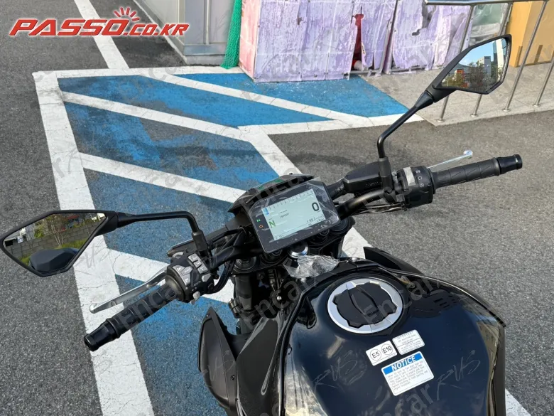 Kawasaki Z 900 Abs - фото 3
