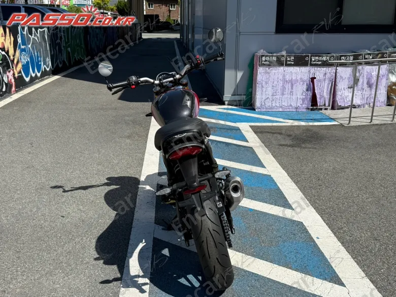 TRIUMPH SPEED 400 - фото 2
