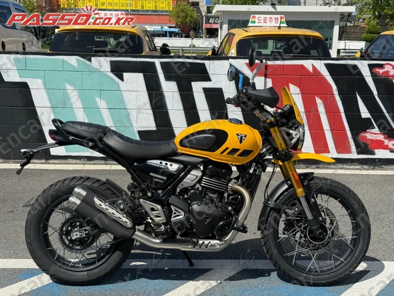 TRIUMPH SCRAMBLER 400 XC - фото 0