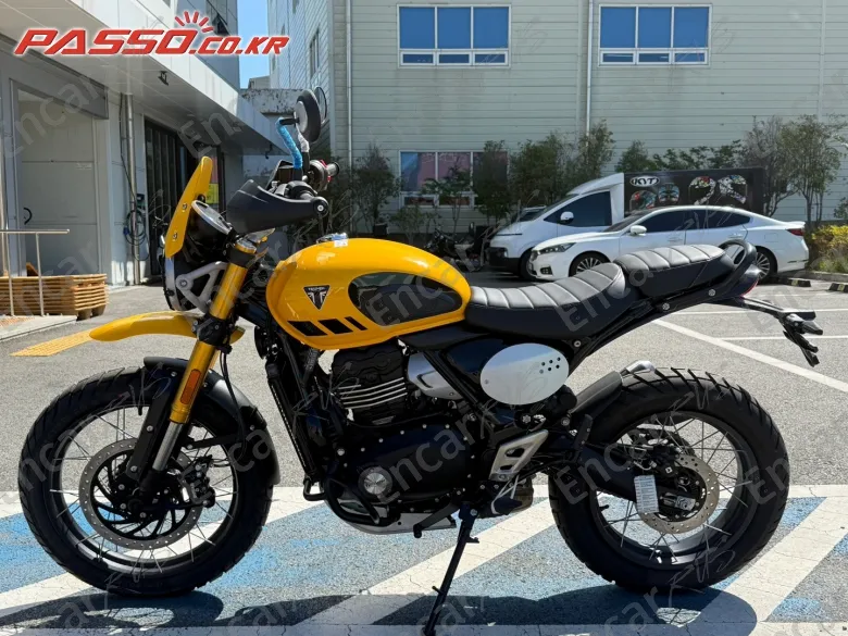 TRIUMPH SCRAMBLER 400 XC - фото 1