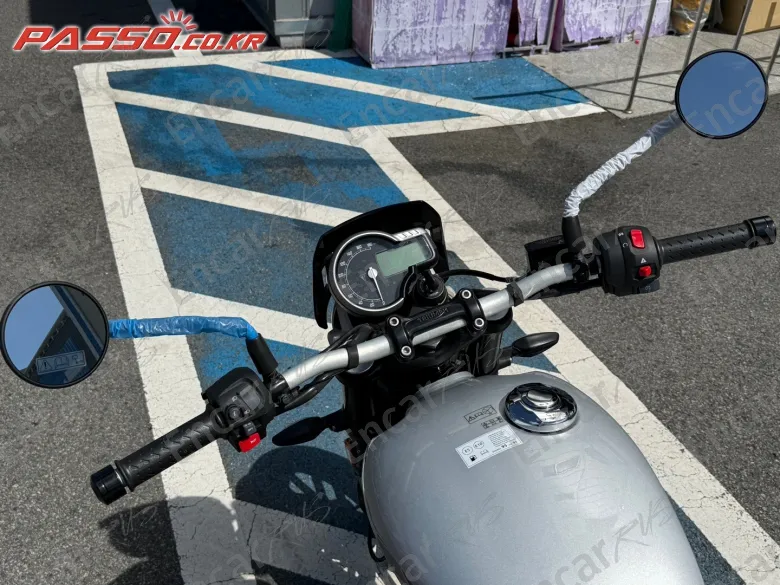 TRIUMPH TRACKER 400 - фото 3