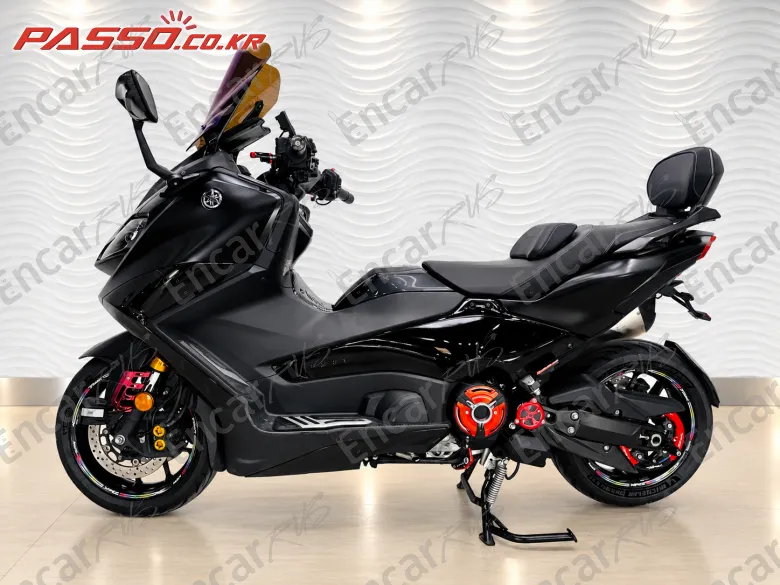 Yamaha T Max 560 - фото 1