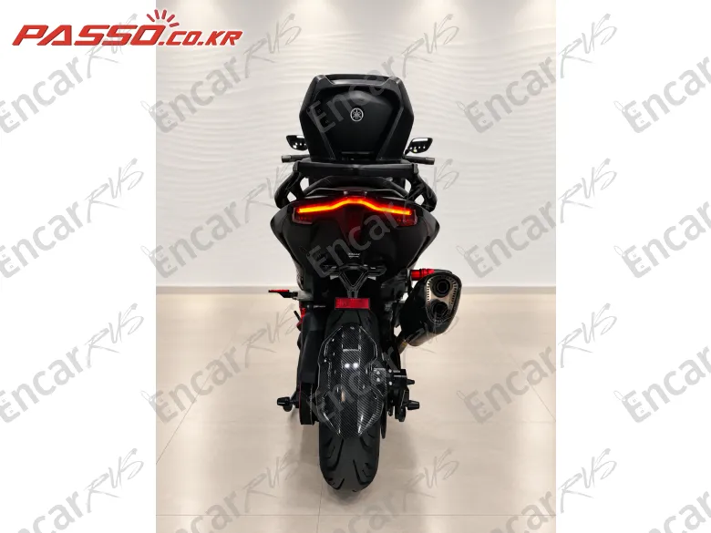Yamaha T Max 560 - фото 2