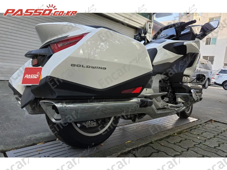 HONDA GOLDWING TOUR DCT AIRBAG - фото 6