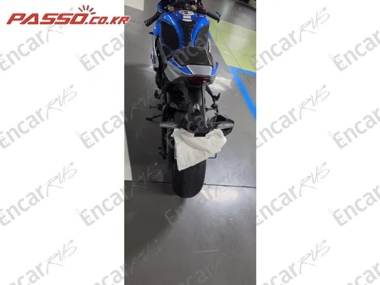 SUZUKI GSX R 1000 ABS - фото 2