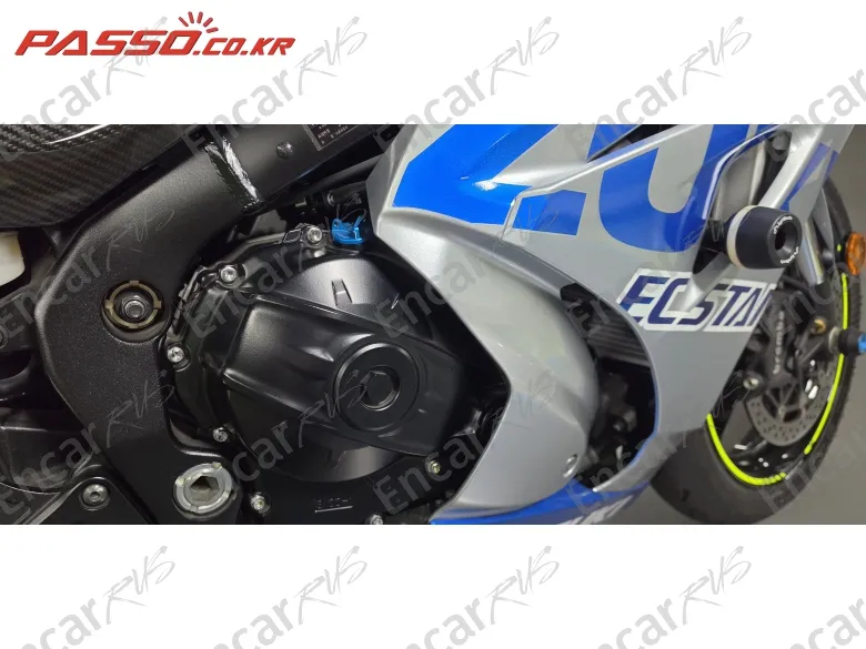 SUZUKI GSX R 1000 ABS - фото 4