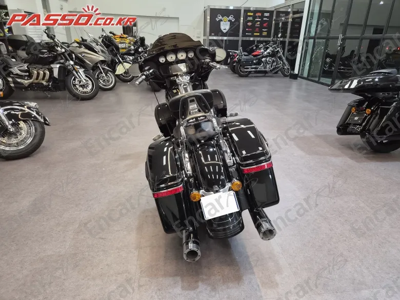 Harley-Davidson Flhx - фото 5