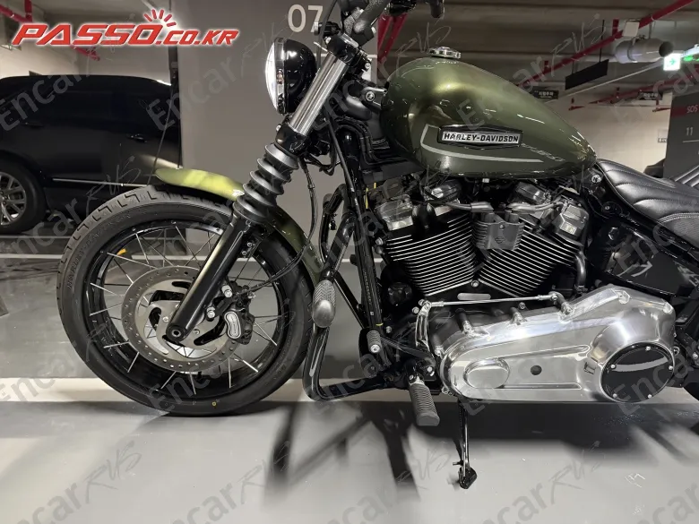 Harley-Davidson Street Bob 117 - фото 4