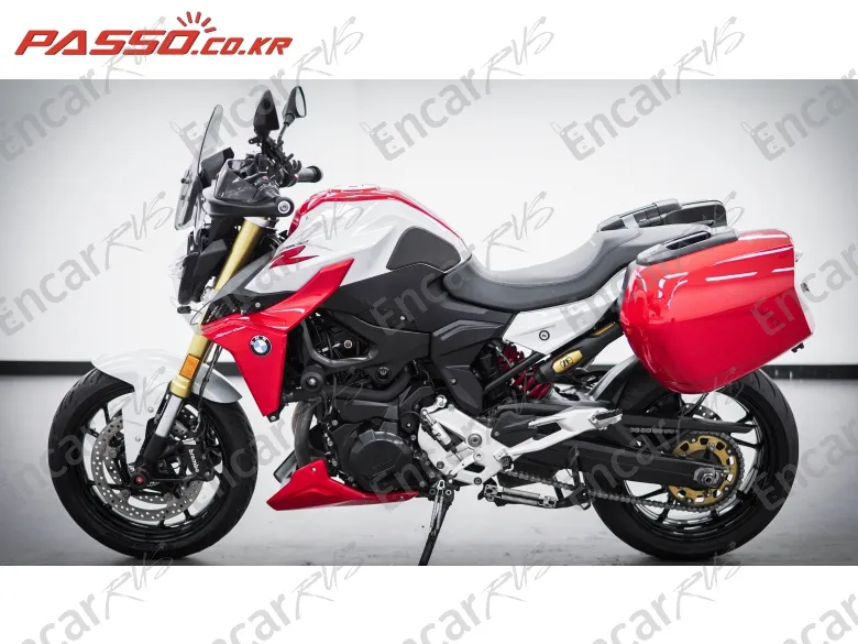 BMW F 900 R - фото 1
