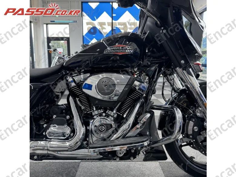 Harley-Davidson Flhx - фото 4