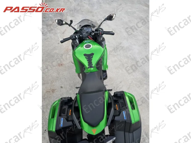 Kawasaki Z 1000 SX - фото 3