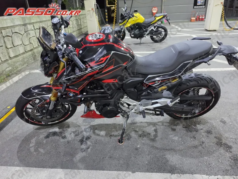 BMW F 900 R - фото 1