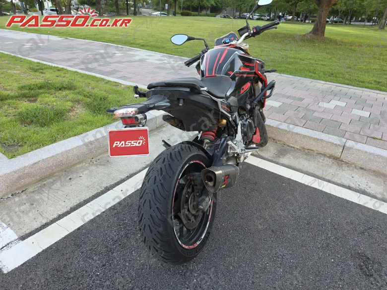 BMW F 900 R - фото 2