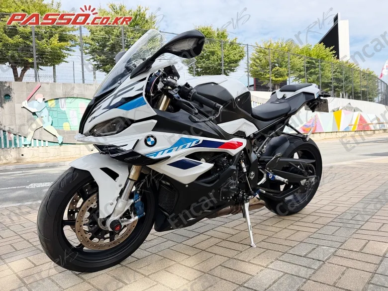 BMW S 1000 RR - фото 1