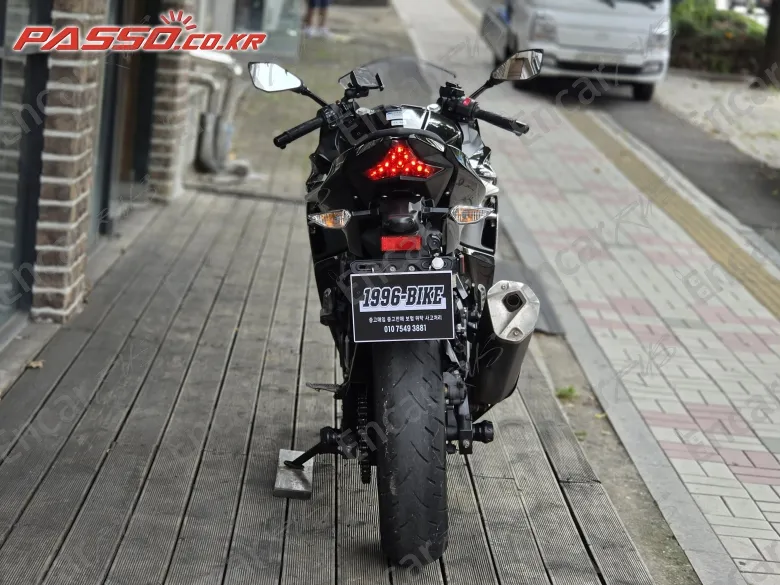 Kawasaki Ninja 400 ABS - фото 2