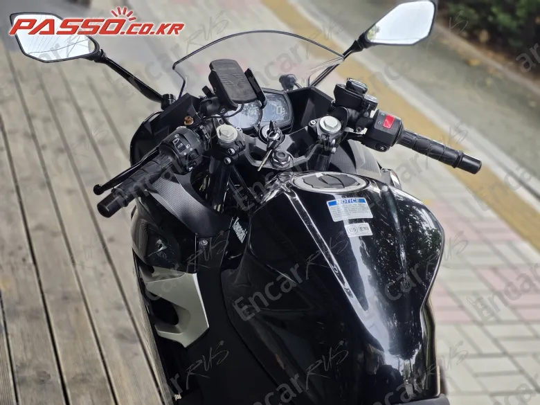 Kawasaki Ninja 400 ABS - фото 3