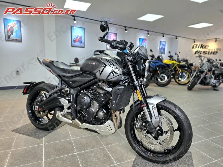 Triumph Trident 660 - фото 1
