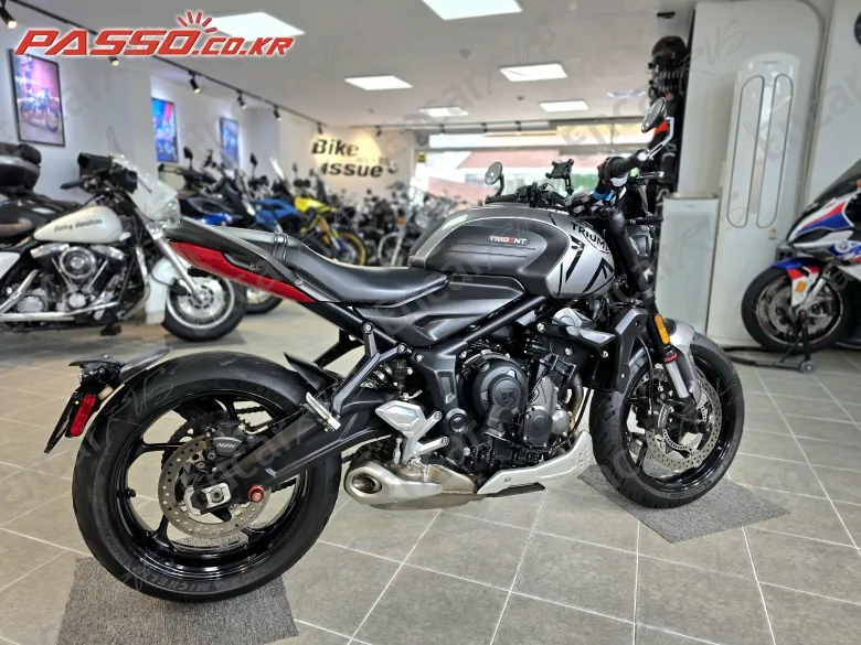 Triumph Trident 660 - фото 2