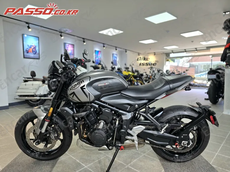 Triumph Trident 660 - фото 3