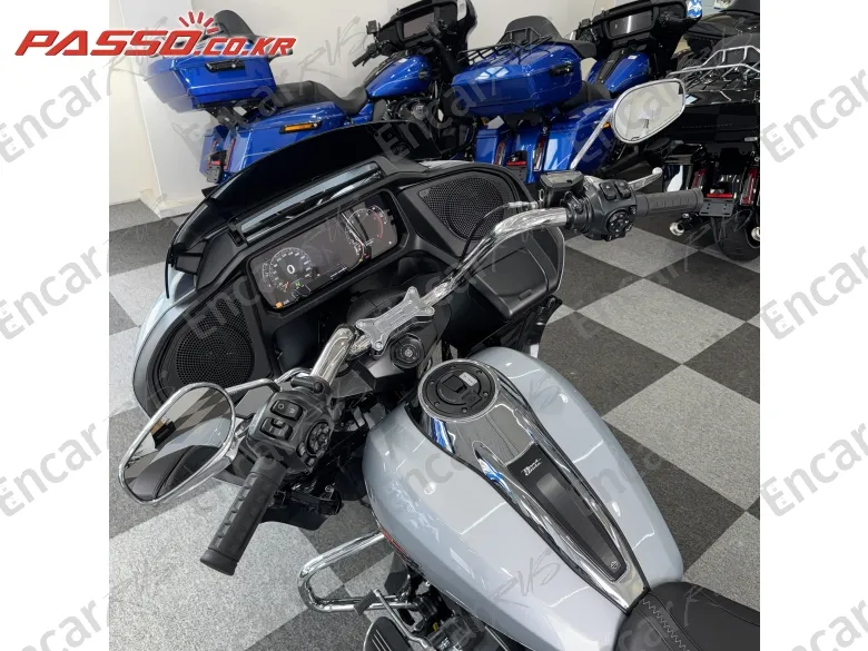 Harley-Davidson Fltr - фото 3