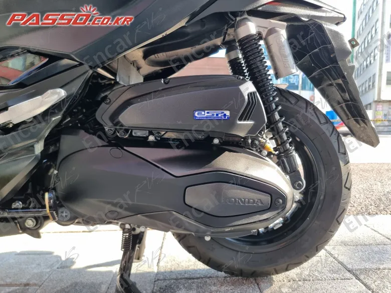 Honda Forza 350 - фото 4