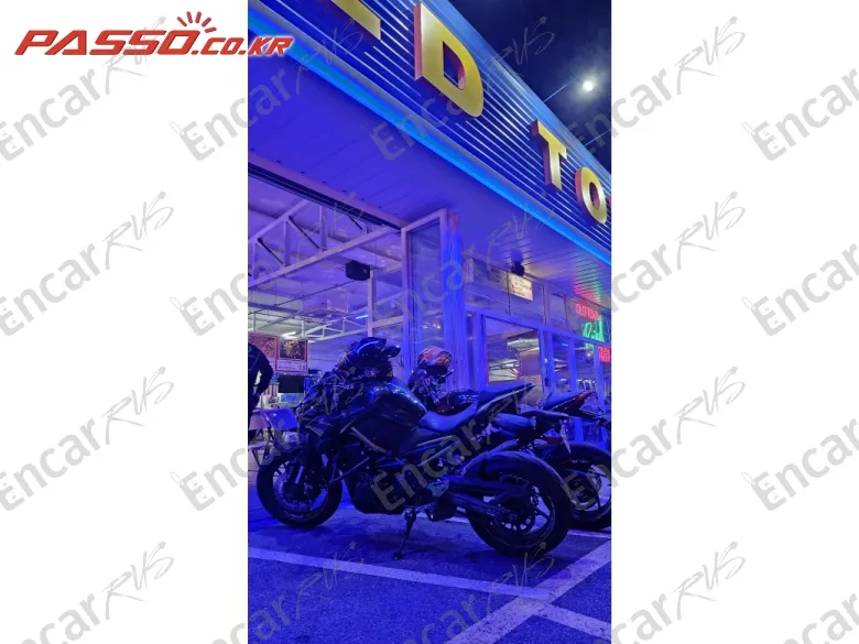 Kawasaki Z 900 ABS - фото 2