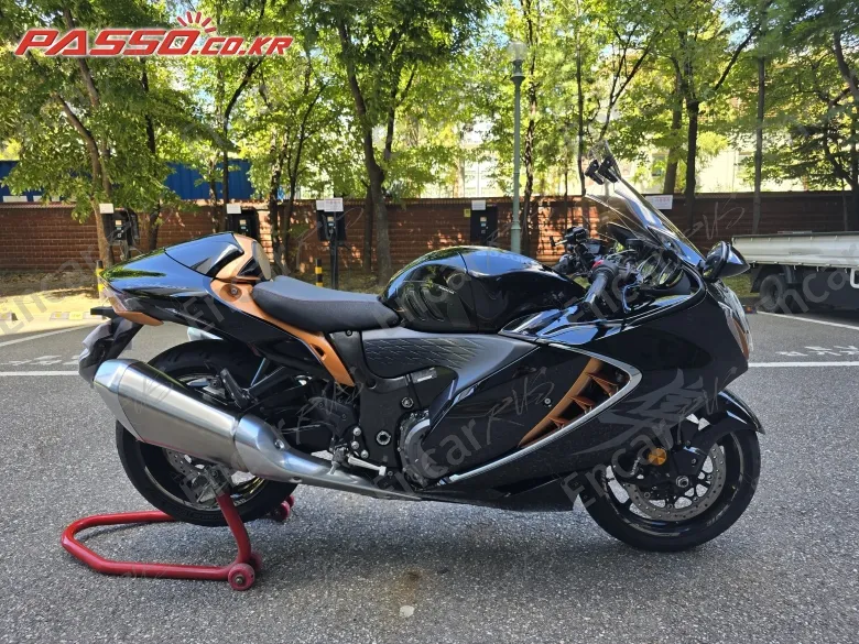 Suzuki GSX R 1300 Hayabusa - фото 0