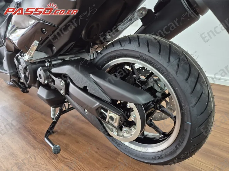 Yamaha T Max 560 - фото 4