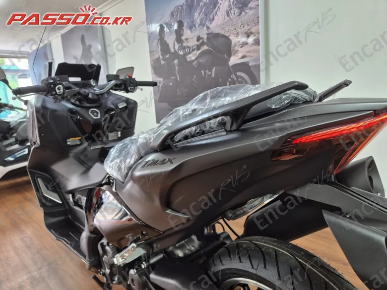 Yamaha T Max 560 - фото 5