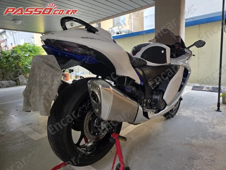 Suzuki GSX R 1300 Hayabusa - фото 2