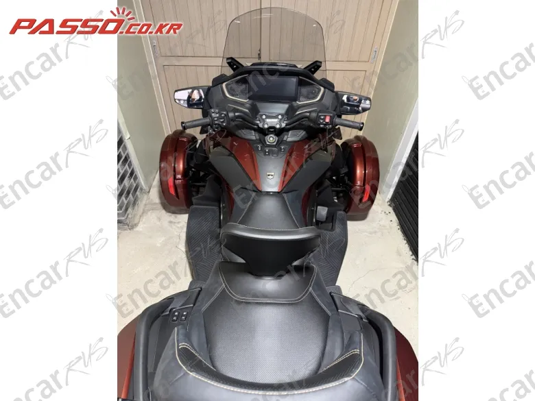 BRP Can-Am Spyder RT Limited - фото 4