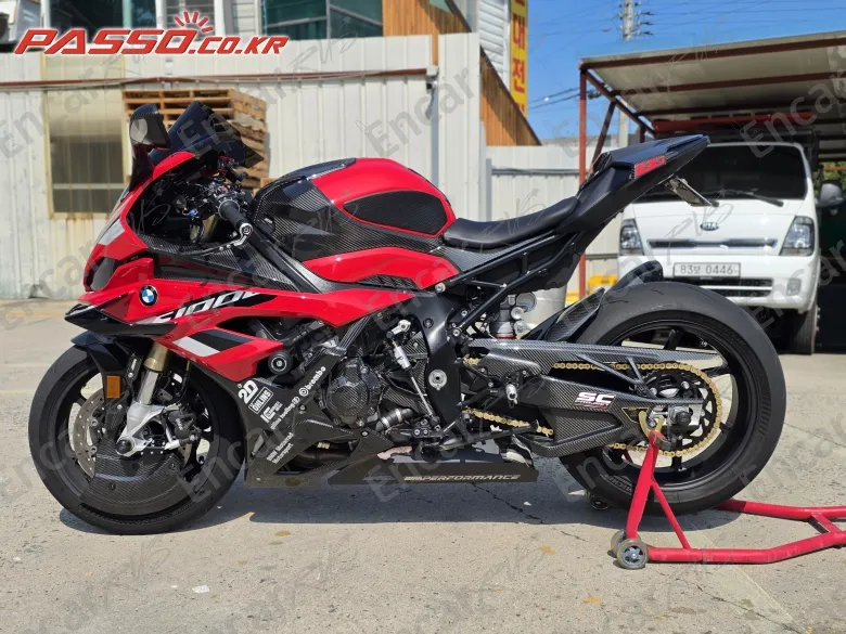 BMW S 1000 RR - фото 1
