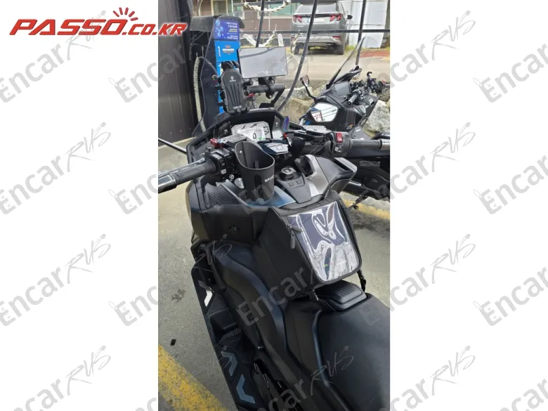 Honda Forza 750 - фото 3