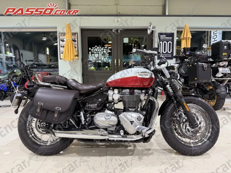 Triumph Speedmaster - фото 0
