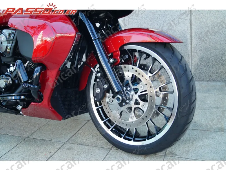 Harley-Davidson Road Glide Limited - фото 5