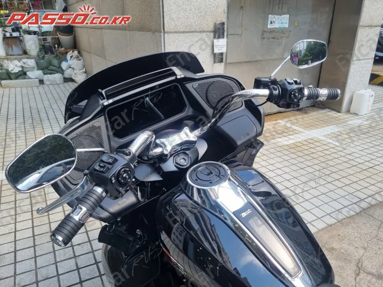Harley-Davidson Road Glide Special - фото 3