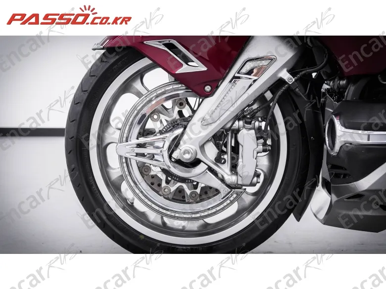 Honda Goldwing Tour DCT Airbag - фото 5