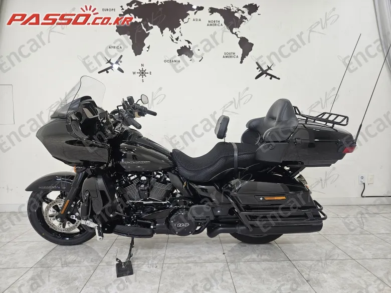Harley-Davidson Road Glide Limited - фото 1