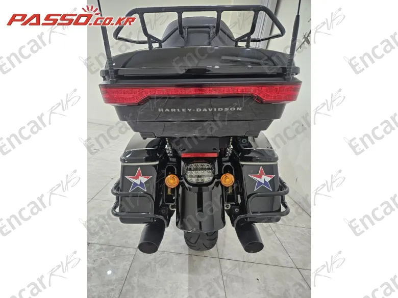 Harley-Davidson Road Glide Limited - фото 2