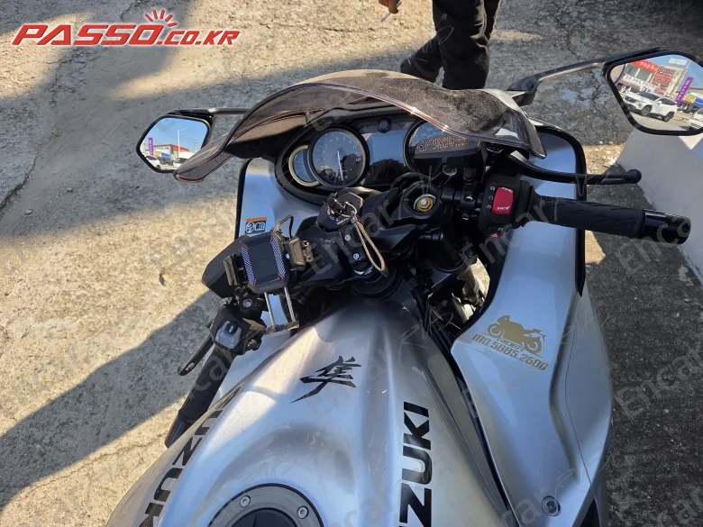 Suzuki GSX R 1300 Hayabusa - фото 3