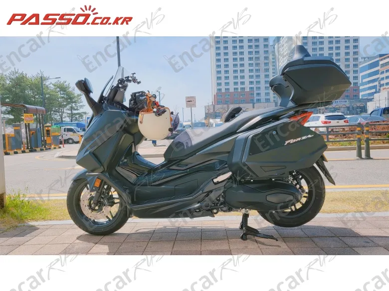 Honda Forza 350 - фото 1
