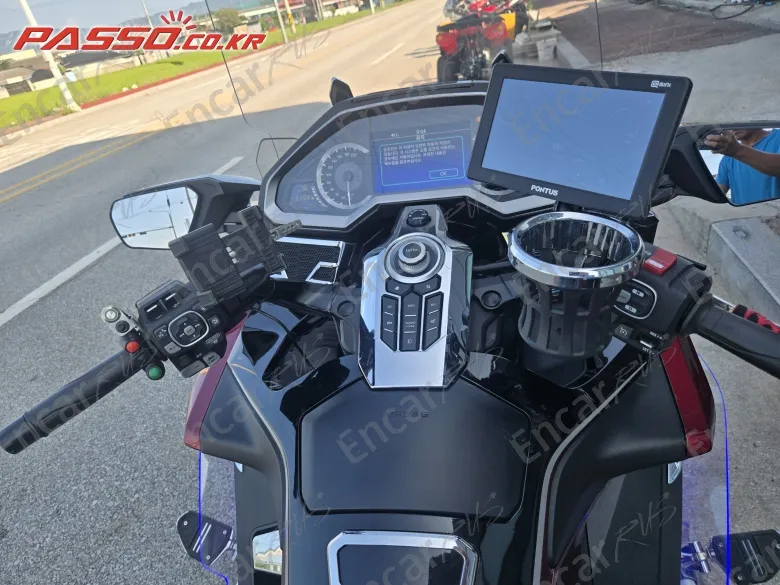 Honda Goldwing Tour DCT Airbag - фото 3