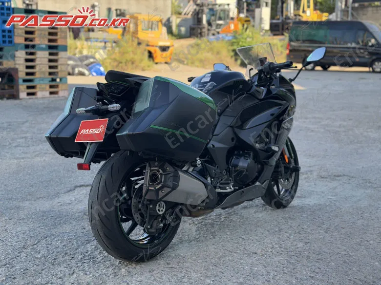 Kawasaki Ninja 1000 SX ABS - фото 2