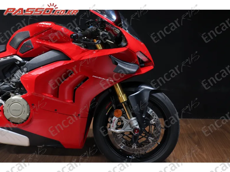 Ducati Panigale V4 S - фото 5