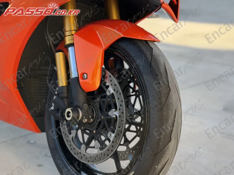 Suzuki GSX R 1000 R ABS - фото 5